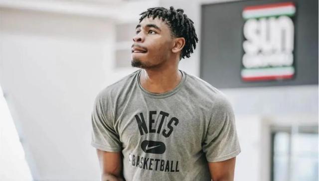 kaiyun-全村的希望！托马斯成篮网头号球星 下季冲得分王？