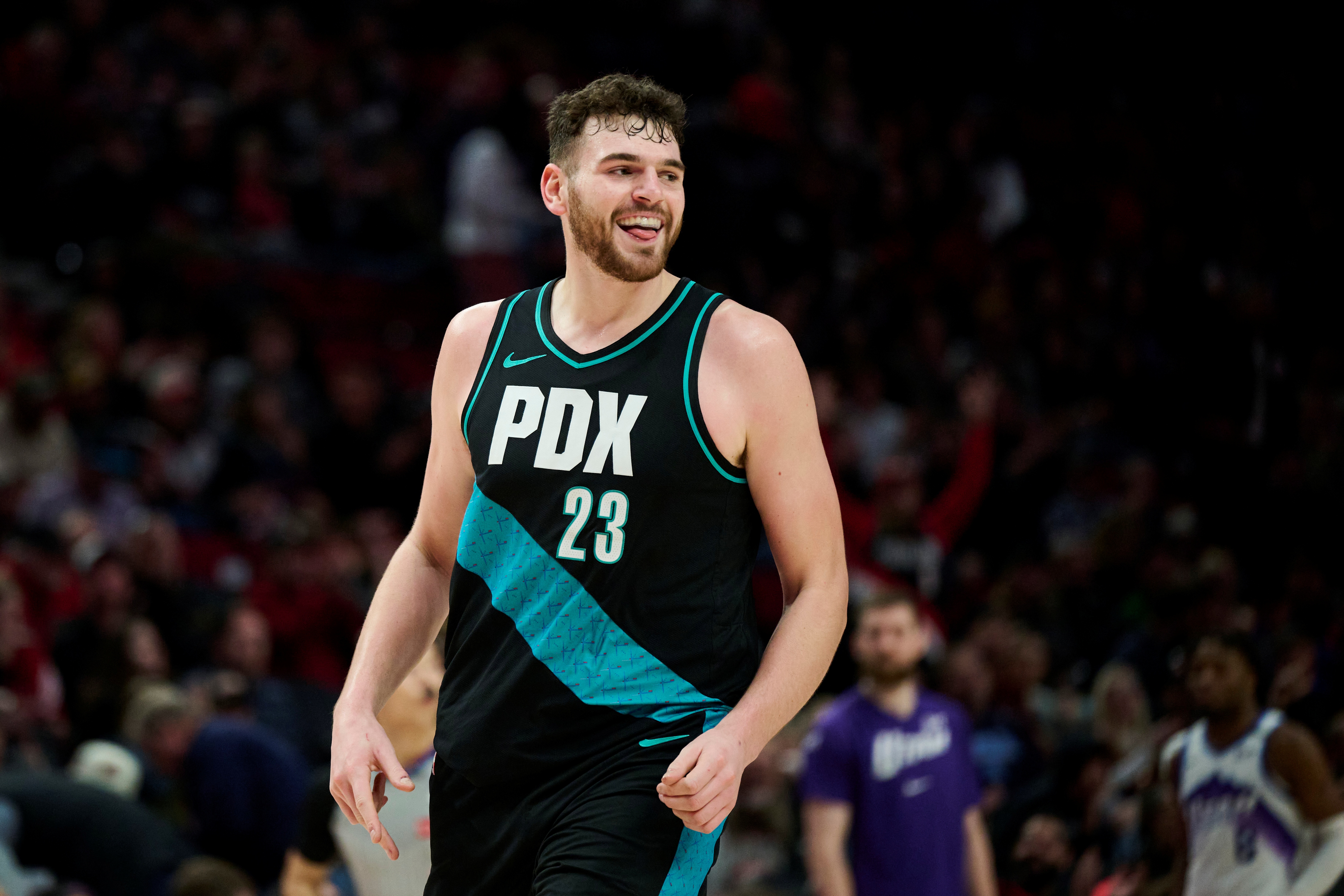 开云体育-斯普利特:克林根的表现有起伏 但他护筐和篮板很强 终结也有进步